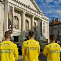 Jubileuszowe koszulki koszykarzy. Polonia świętuje 770-lecie Bytomia!